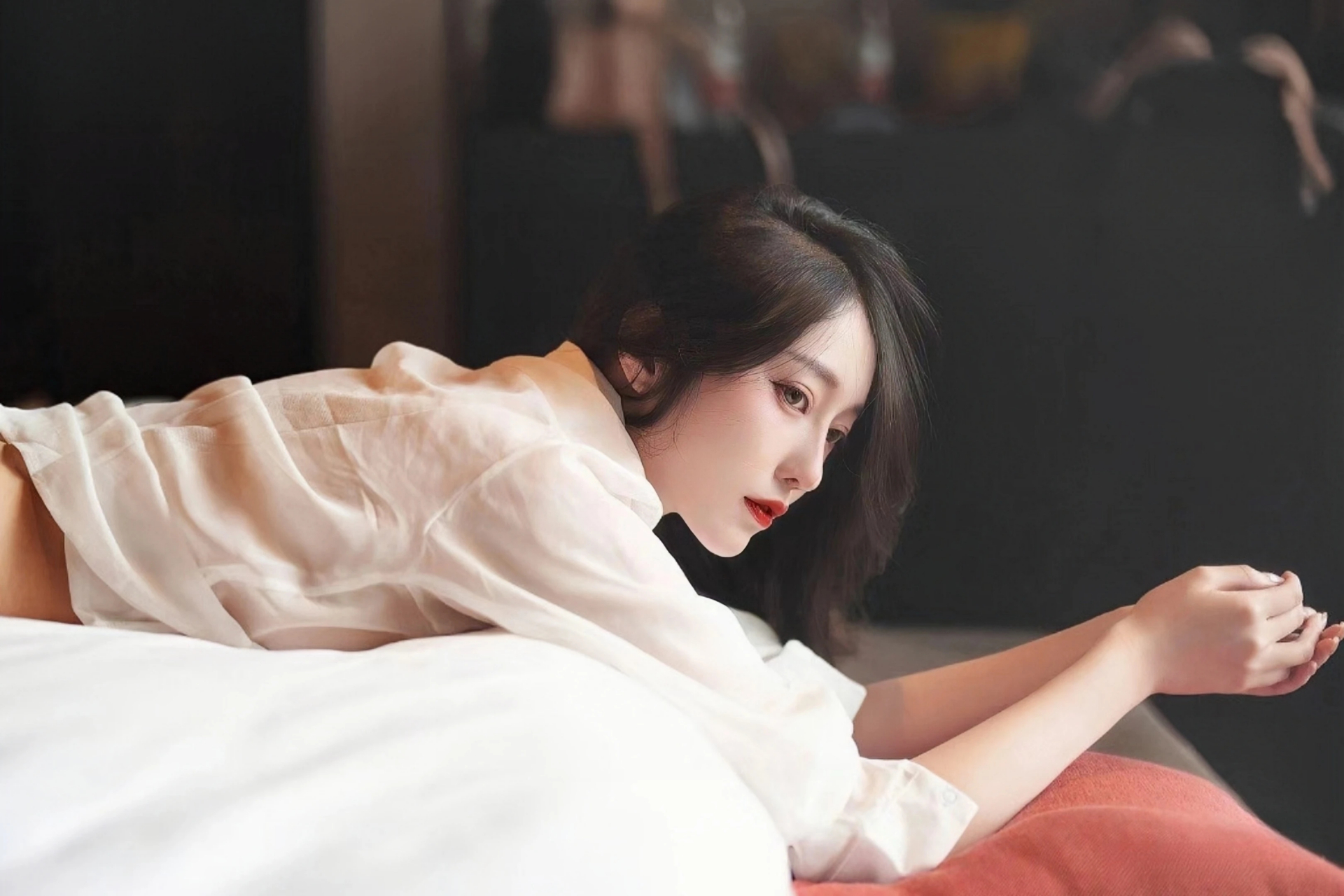 上半年全国铁路累计发送旅客22.4亿人次 同比增长6.7%